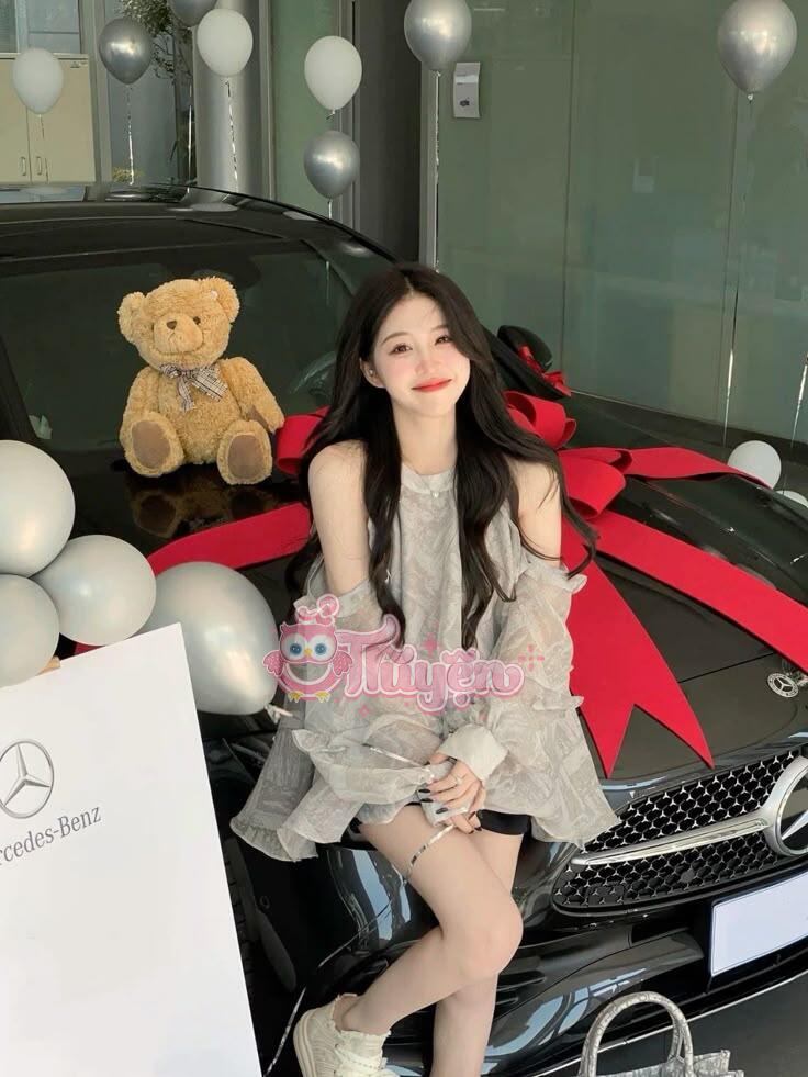 Chê tôi đỗ xe kém à? Tôi bán chỗ đỗ xong, cả khu chung cư quỳ lạy van xin tôi nhích lên một ly