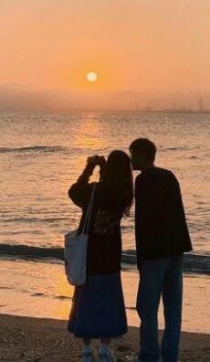 Gặp Anh Lúc Hoàng Hôn