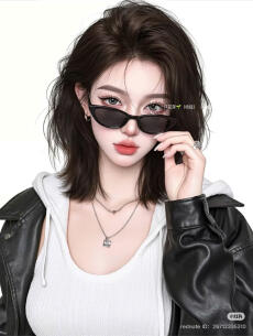 CẶP VỢ CHỒNG QUÁI GỞ